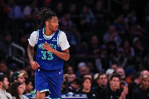 芬奇谈埃文斯:新人需要学的东西很多 他从持球进攻改为接球就投
