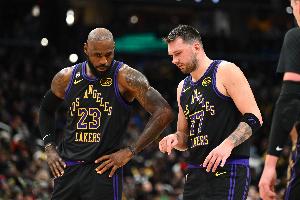 劲球直播_足球赛事直播_篮球赛事直播_NBA|CBA|英超直播